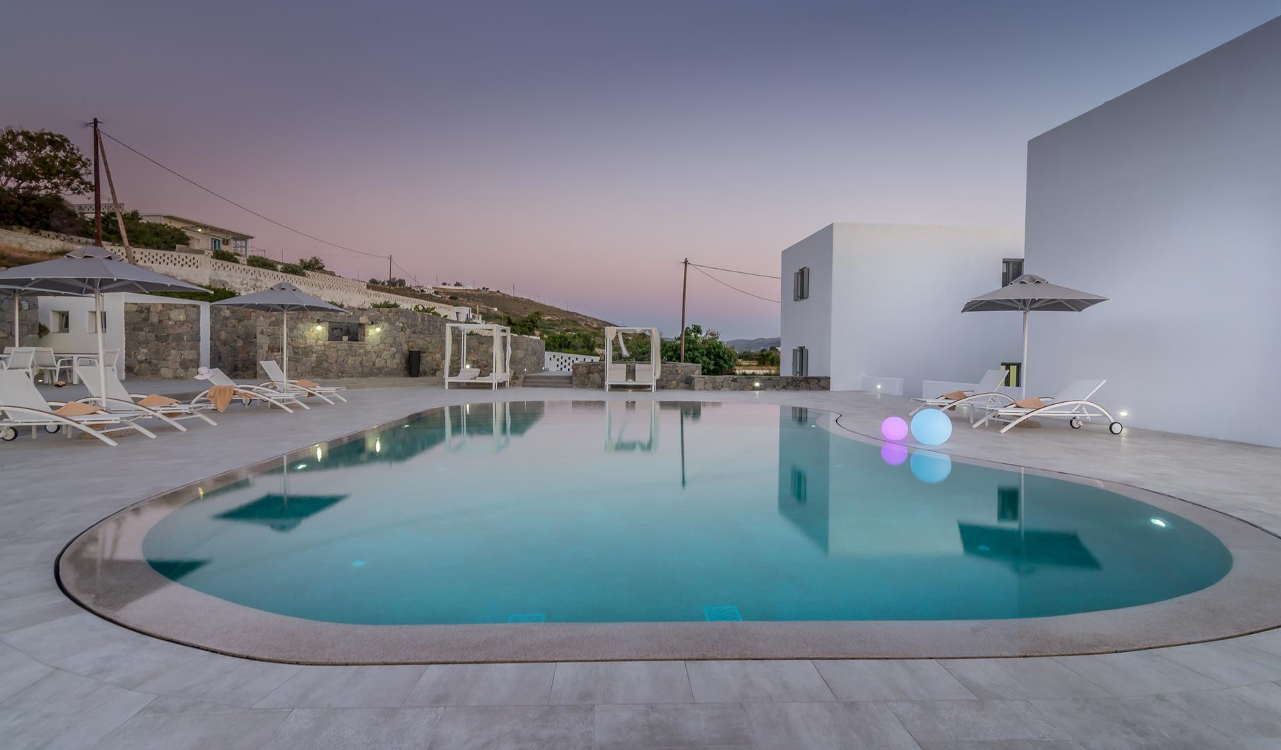 Hotel Milos