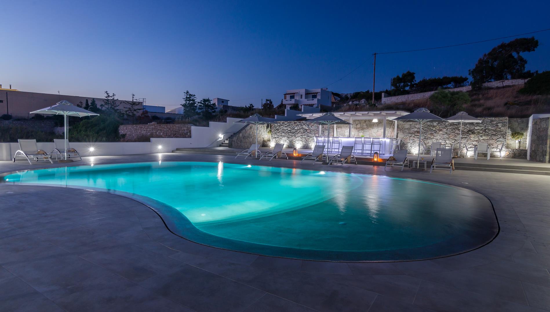 Hotel Milos