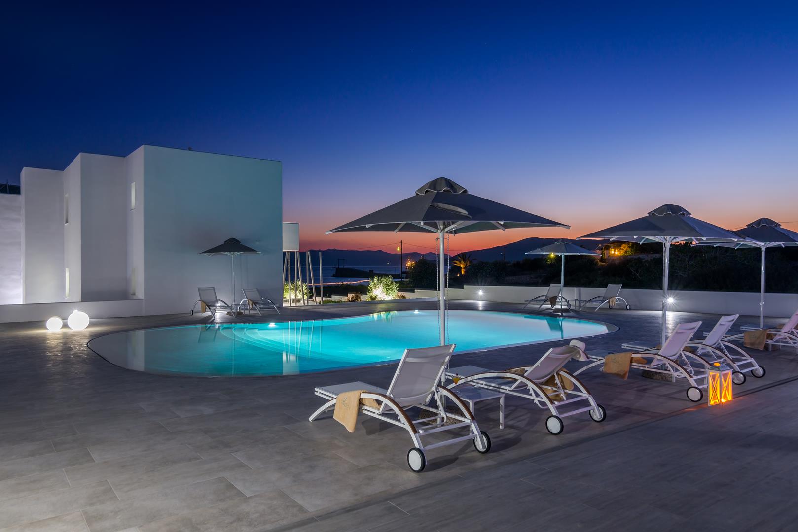 Milos hotel